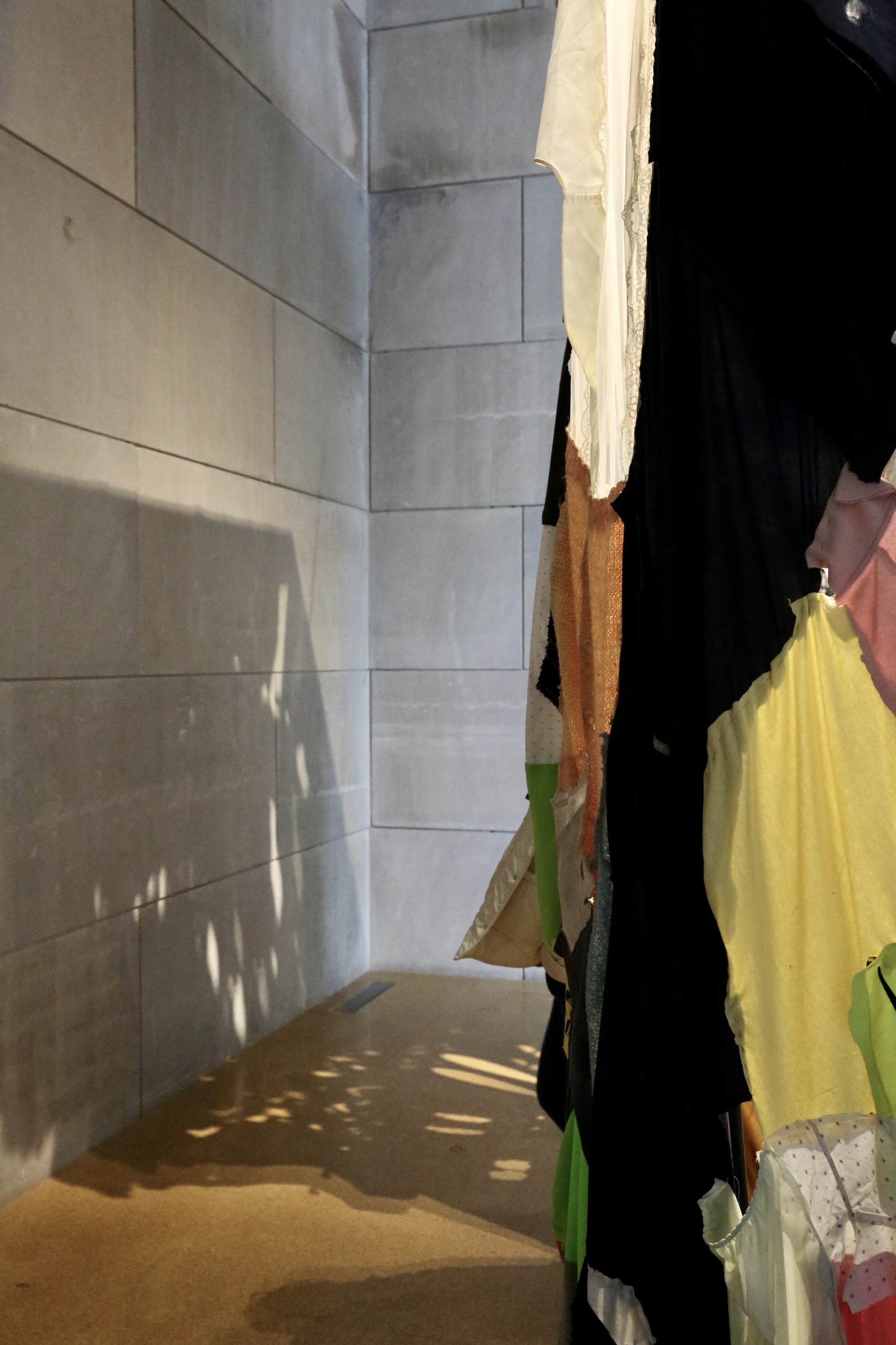 WZÓR installation — light and shadow